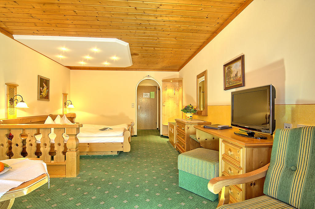 Hotel Bergheimat Schönau am Königssee Pokoj fotografie
